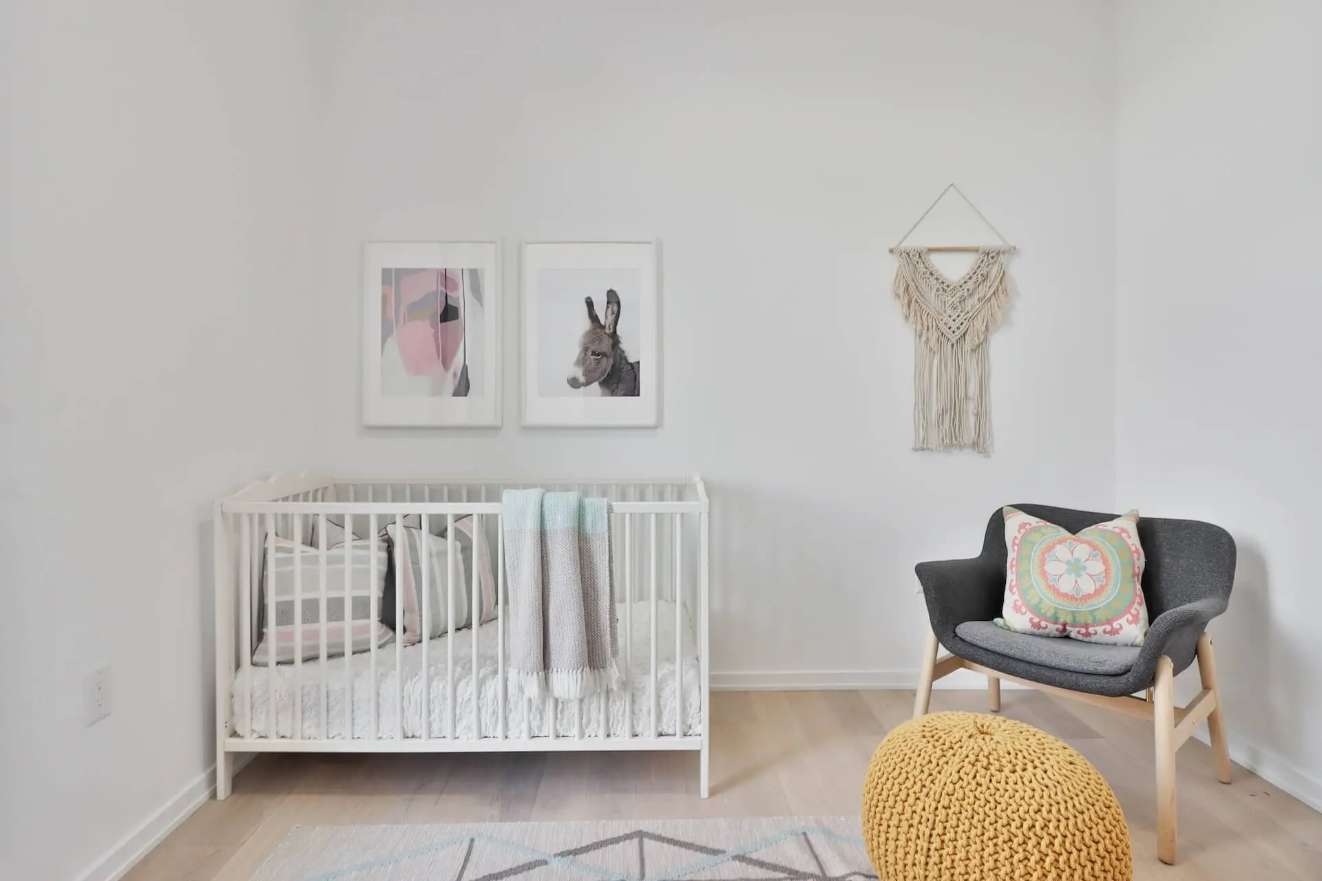 How to Transition From Crib to Toddler Bed Without a Conversion Kit